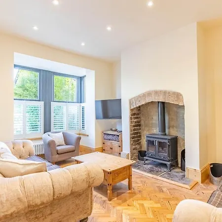 Tatil Evi Spacious Retreat Harrogate