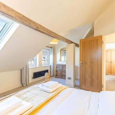 Spacious Retreat * Harrogate